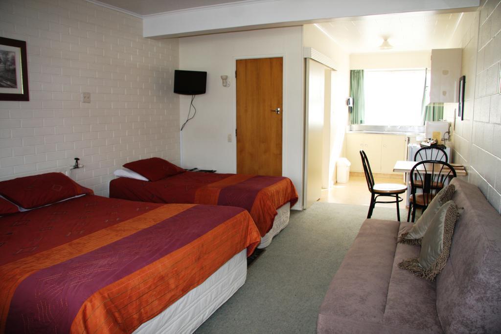 Kuirau Park Motor Lodge- Thermal Mineral Pool Rotorua Habitación foto