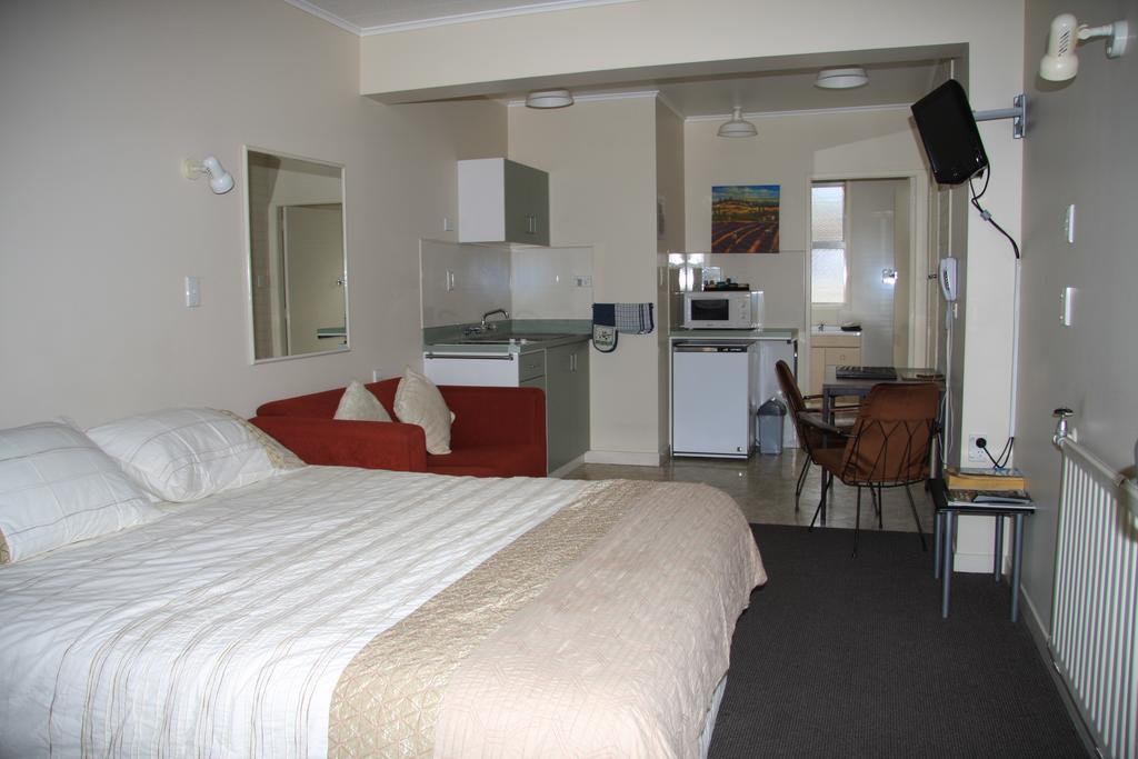 Kuirau Park Motor Lodge- Thermal Mineral Pool Rotorua Habitación foto